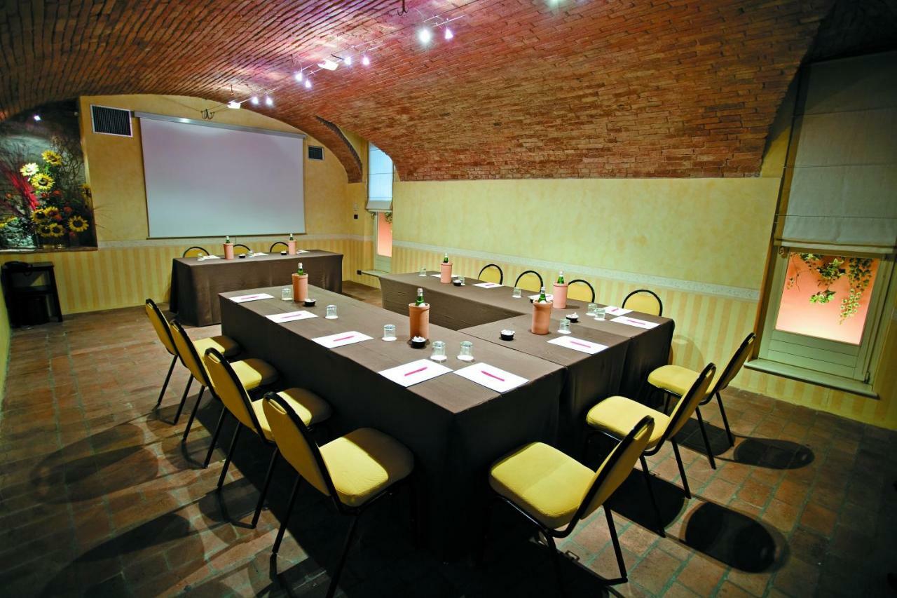 Alla Rocca Hotel Conference & Restaurant Bazzano Eksteriør bilde