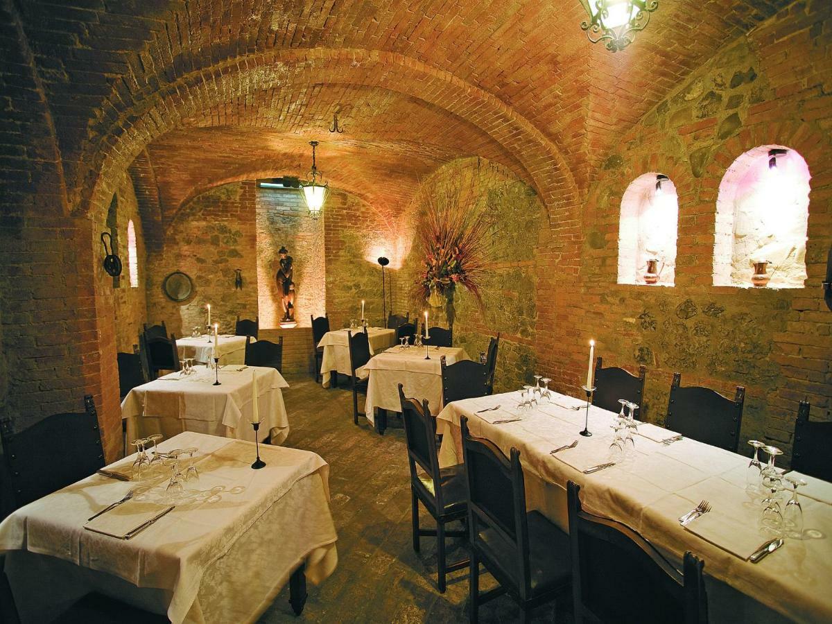 Alla Rocca Hotel Conference & Restaurant Bazzano Eksteriør bilde